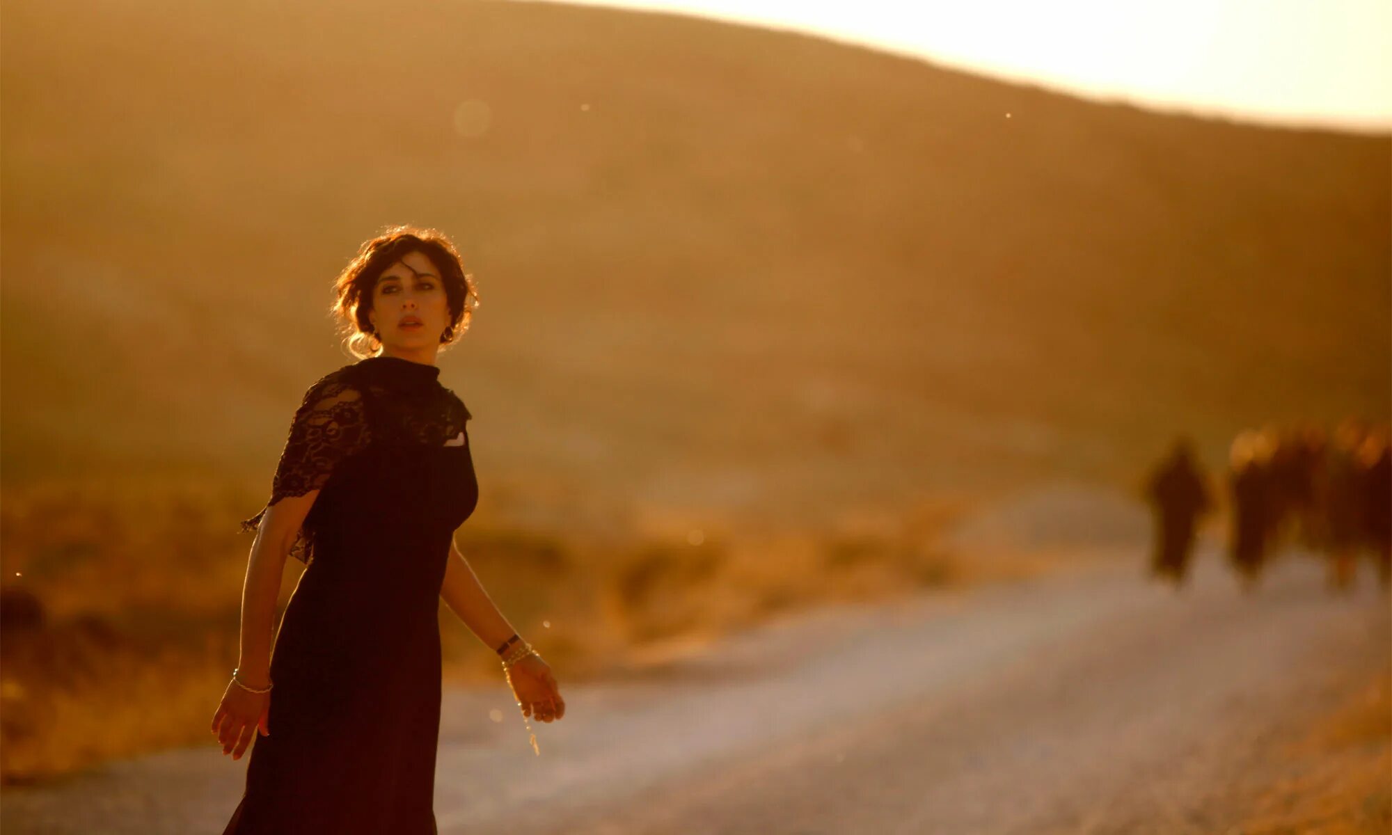 Надин лабаки. Where do we go Now - Nadine Labaki.