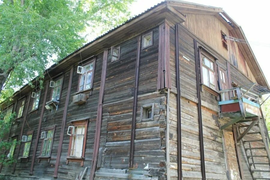 Проживание в аварийном доме