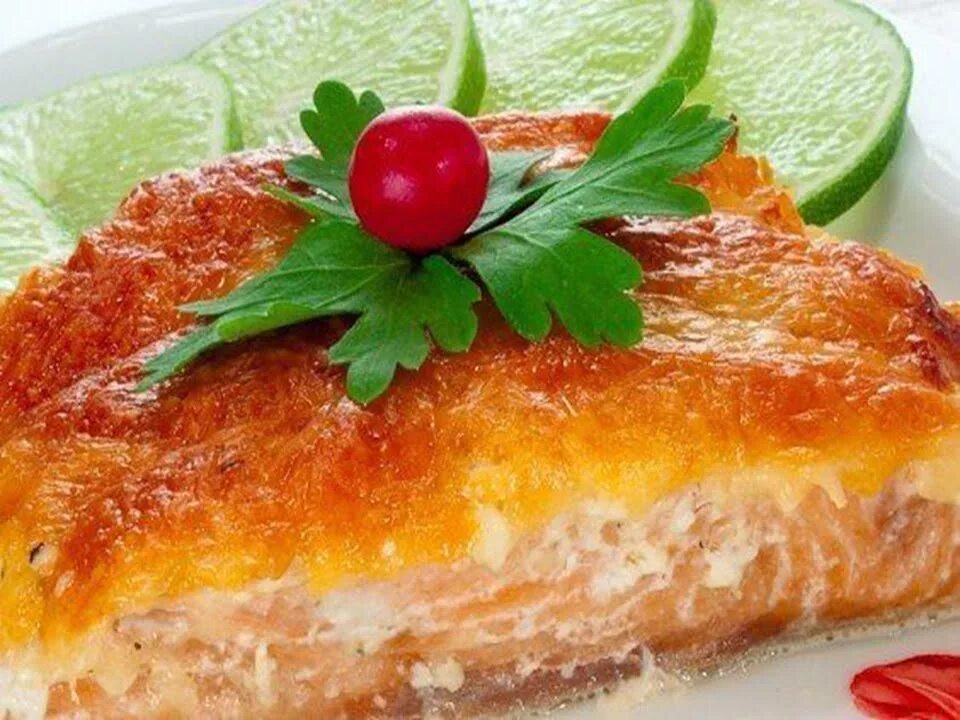 Вкусная горбуша. Горбуша запеченная в духовке. Семга под сыром. Горбуша под сыром в духовке. Семга под сыром в духовке.