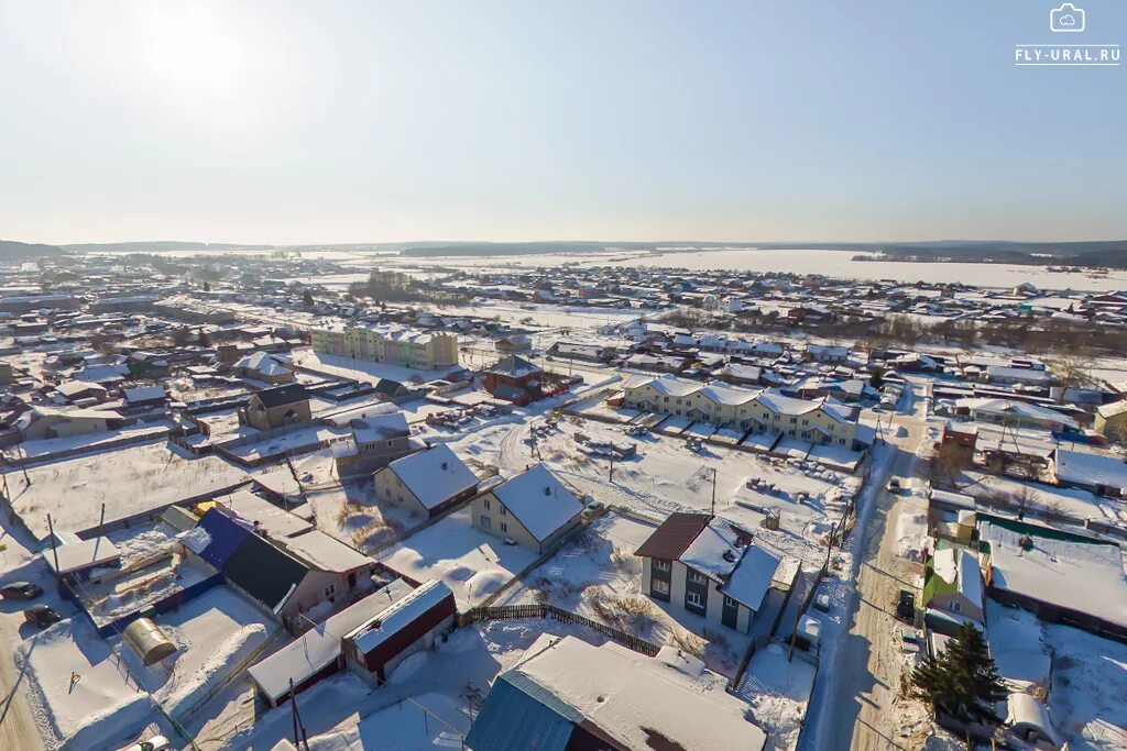 Екатеринбург поселок октябрьский. Посёлок Октябрьский Свердловская область. Пос Октябрьский Сысертского Свердловская. Екатеринбург пос. Октябрьский Свердловская область Сысертский район. Поселок Октябрьский Екатеринбург.