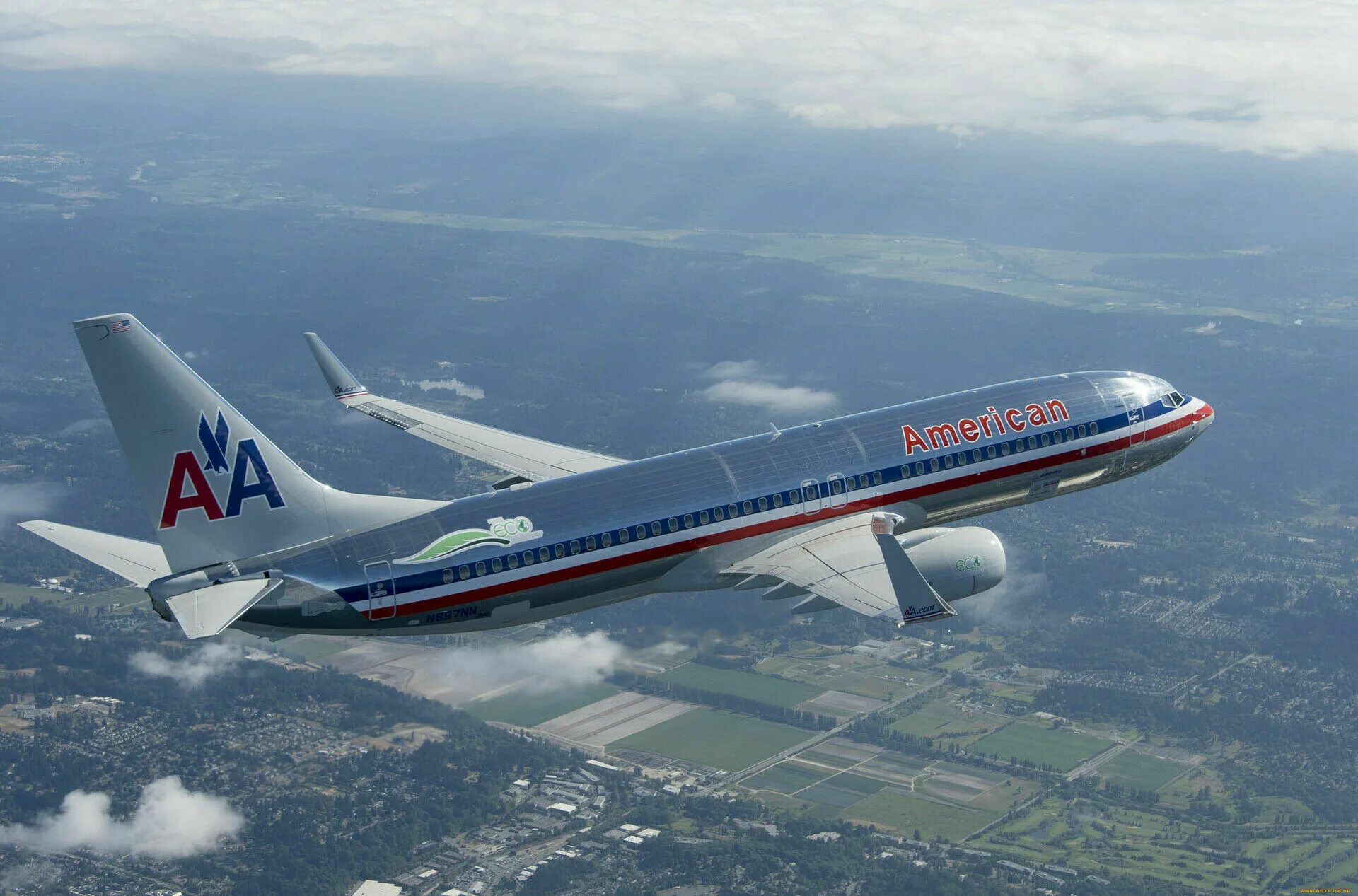 Американские гражданскеиесамолеты. Какой самолет летает в америку. American airlines авиакомпании сша. Авиакомпания american airlines. 1000 лайнеров american airlines.