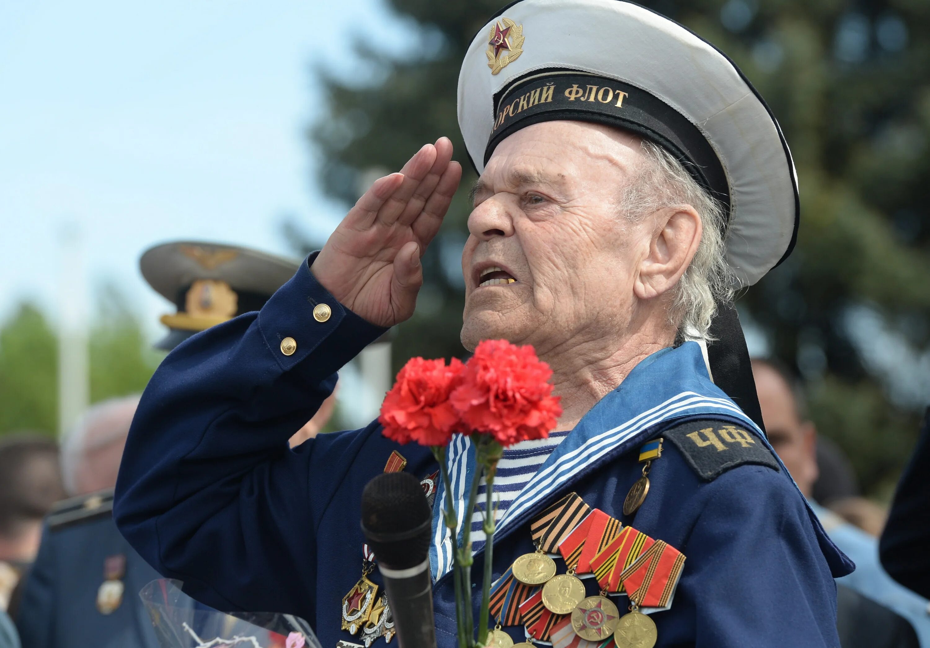 Victory day may. С днем Победы. Ветераны Победы. 9 Мая ветераны. С праздником днем Победы.