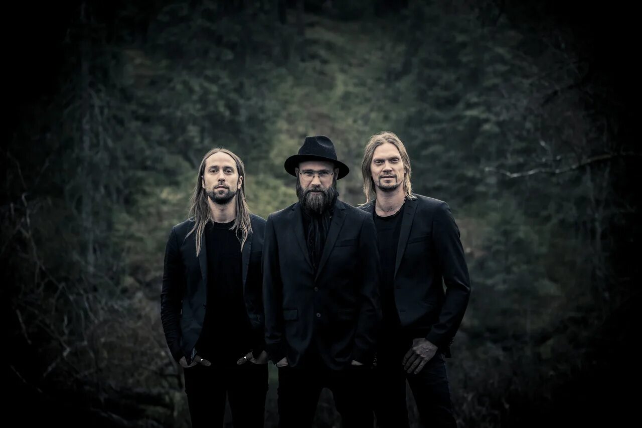 Red brothers. Von Hertzen brothers - New Day Rising. Nine Lives von Hertzen brothers. Von Hertzen brothers Red Alert in the Blue Forest. Von Hertzen brothers - experience.