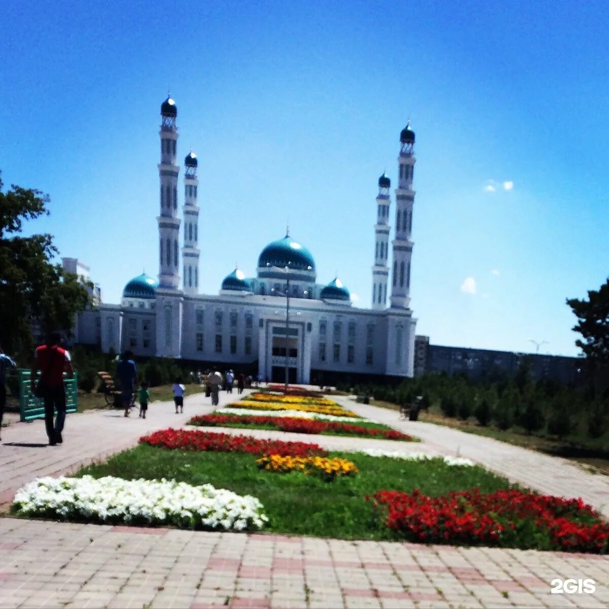 Мечеть в Караганде. Караганда город в Казахстане. Столица Караганды. Караганда Казахстан достопримечательности.