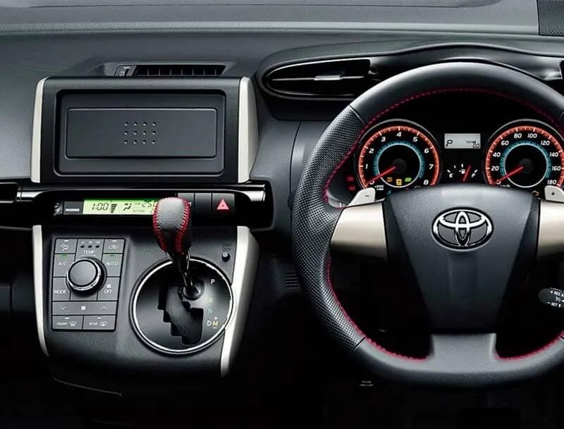 Купить Toyota 5560668010 (55606-68010) Накладка Пластиковая для Toyota Wish. Цен
