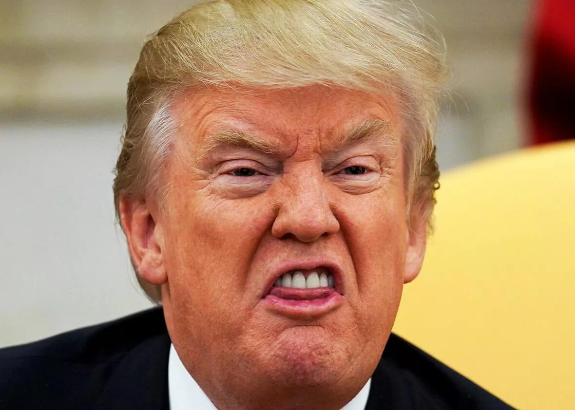 His trump is. His trump is. Поцелуй трампа. His trump is. Трамп 2023.