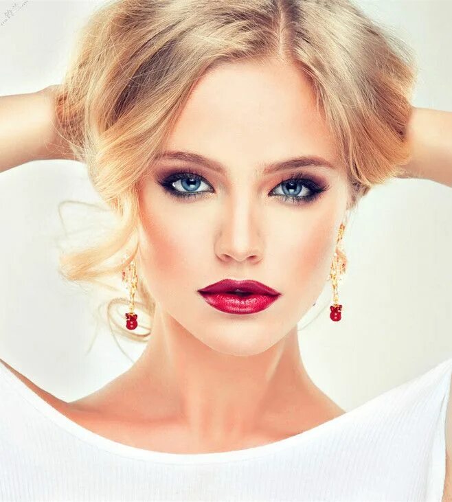 Pin de Deepasha Chouhan em makeup colors Maquiagem noiva, Maquiagem festa, Maqui