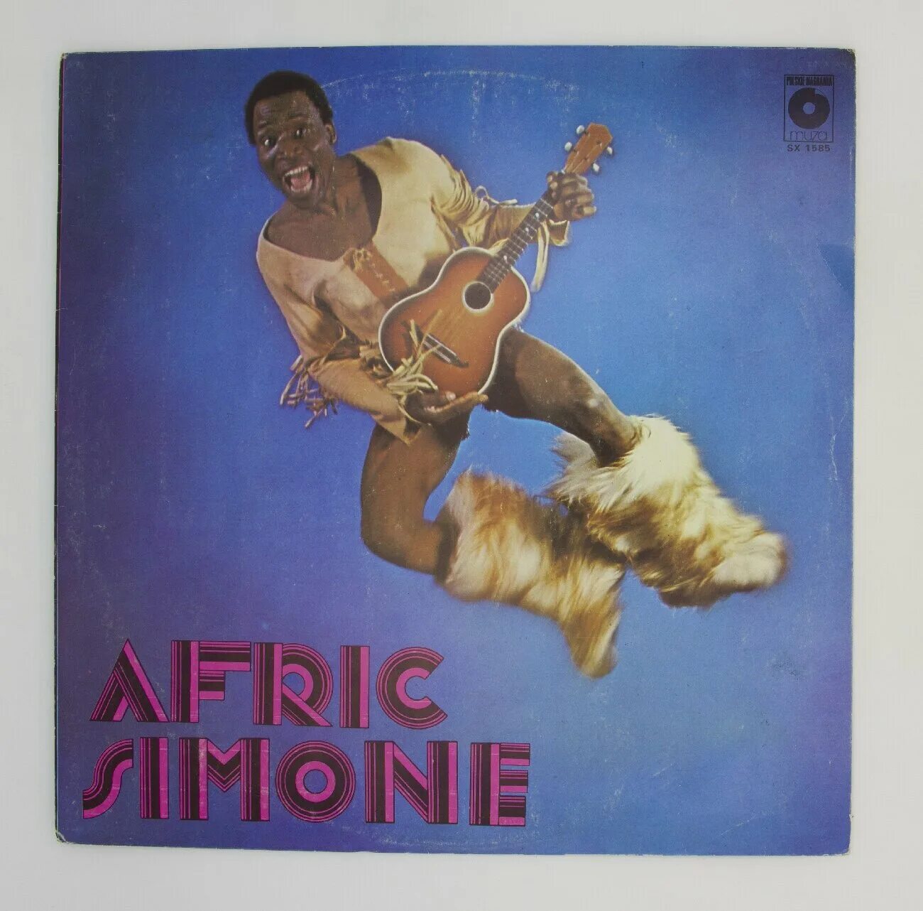 Симон не вините бога. Африк Симон пластинка 1980. Afric Simone. Африк Симон винил. Африк Симон диск винил.