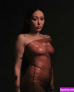 Noah Cyrus / illusion_4_lust / noahcyrus слитое обнаженное фото с Онлифанс и Пат