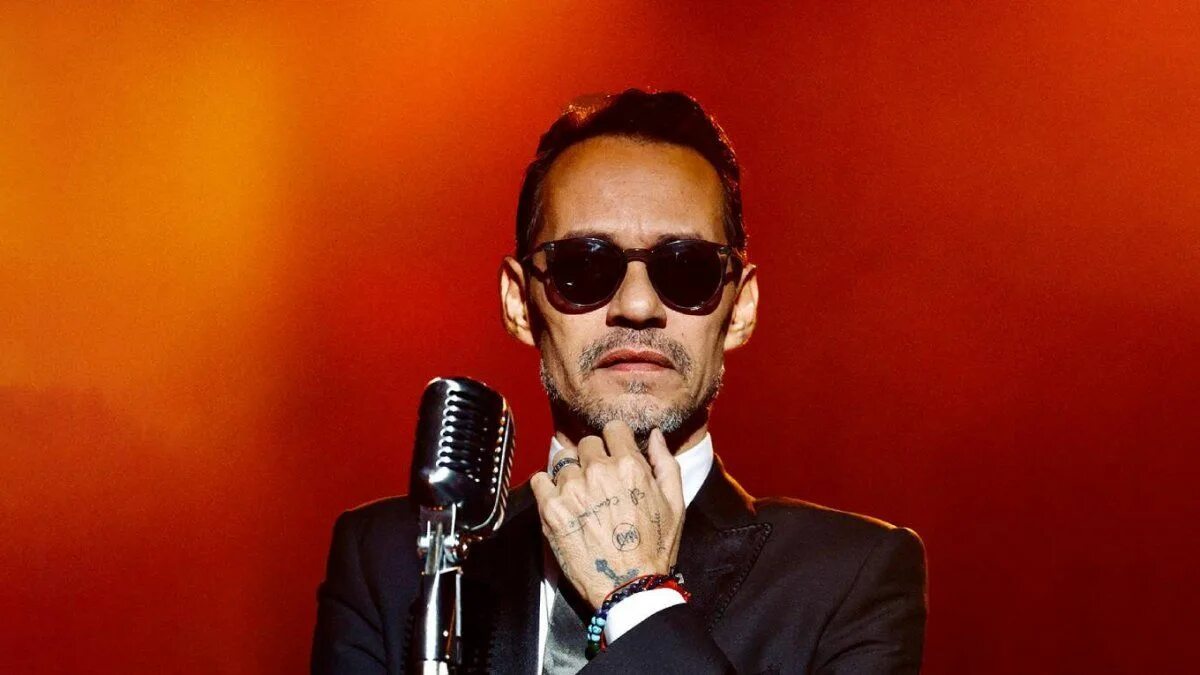 Marc anthony when i. Marc anthony. marc anthony marc anthony. антони мем.