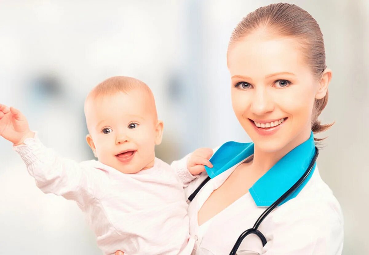 Медсестра пародировала младенцев. Издевательство ребенка в больнице. Медсестра пародировала младенцев. Детский невролог. Врач и ребенок.