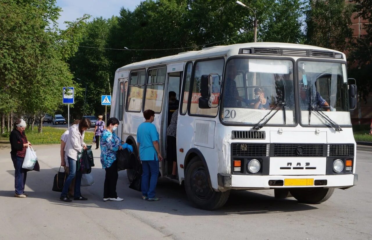 Автобус Бердск. Дачный автобус. Загородный автобус. Автобус на дачу.