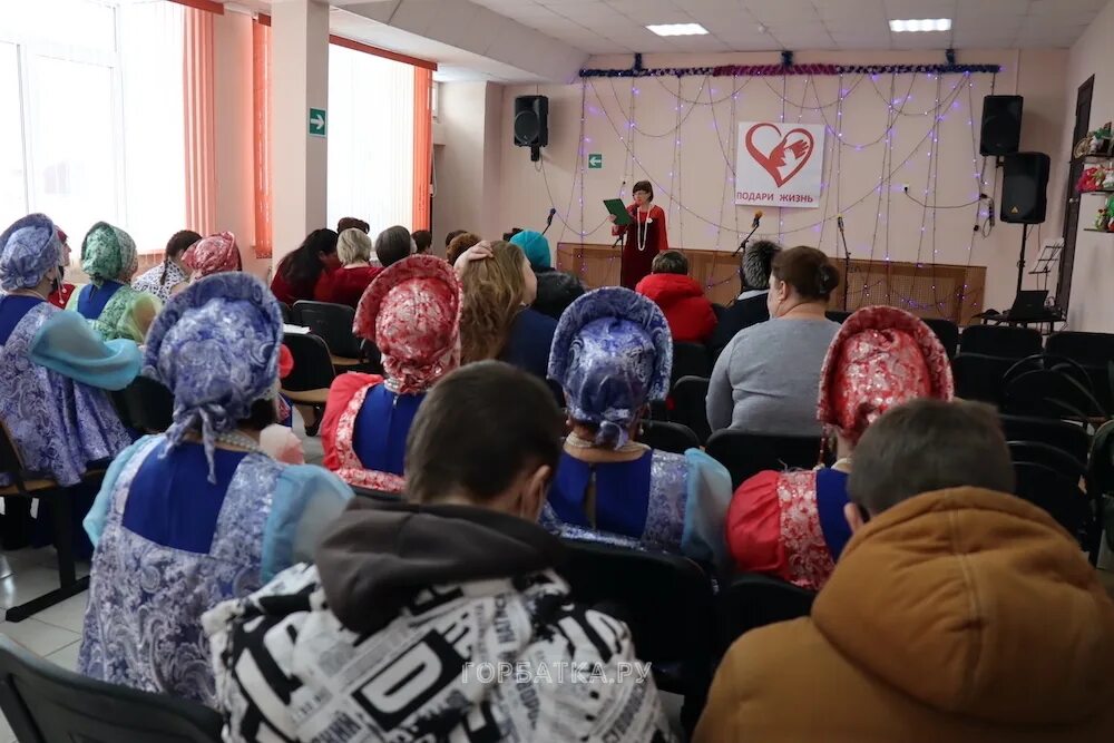 Селивановское телевидение красная горбатка. Селивановское телевидение красная горбатка. Горбатка телевидение. Приют на красной горбатке. 9 мая 2016 года в петушках.