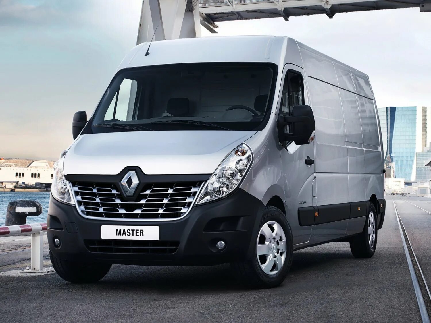 Грузовые коммерческие автомобили. Renault Master Fourgon 2.3td MT l3 н2. Renault Master III 2010. Renault Master 3 фургон. Renault Master 2014.