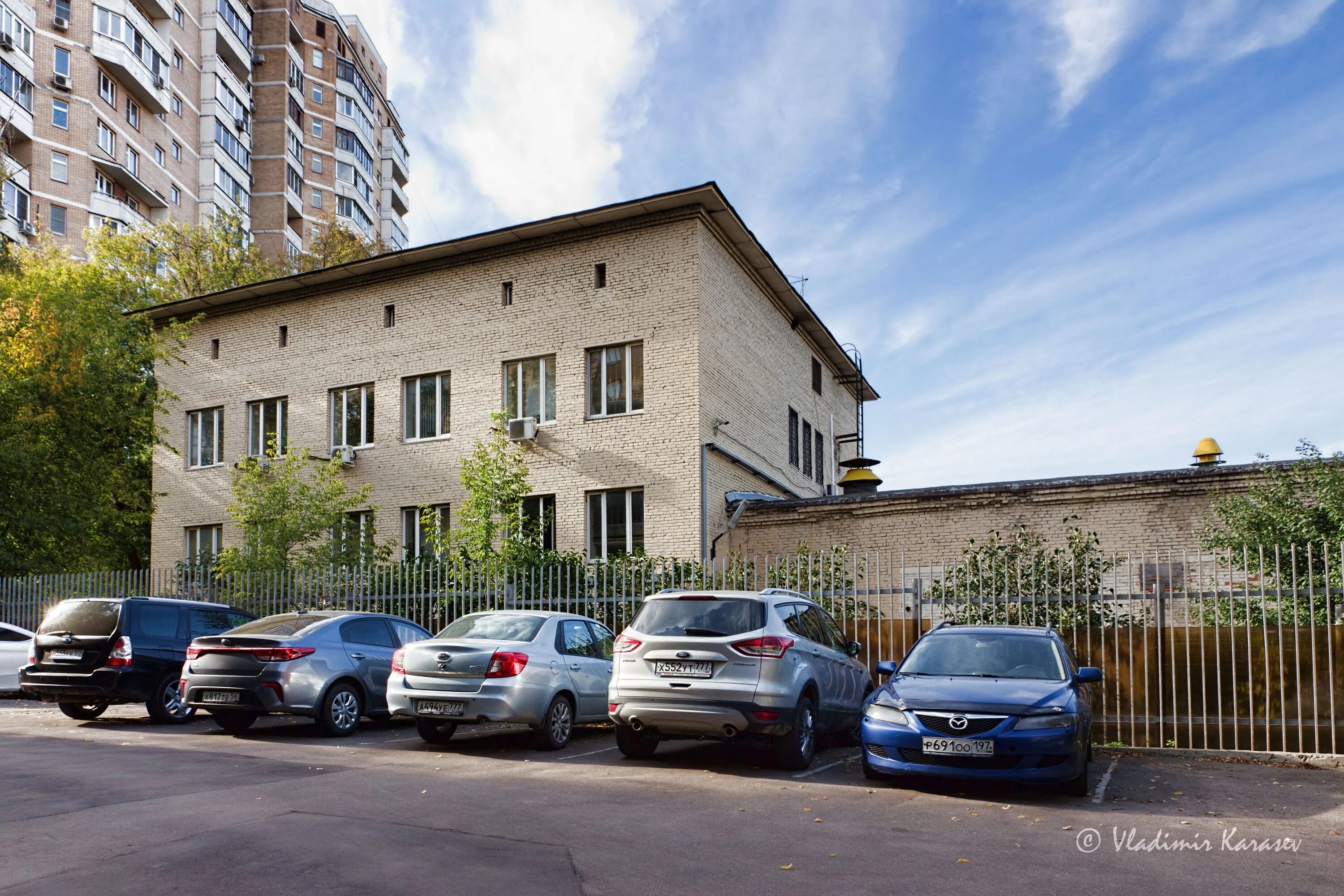 Городская поликлиника 22 кедрова 24. Лысая гора сочи. 8 ул соколиной горы 22. Улица лысая гора сочи. Сочи горы лето.