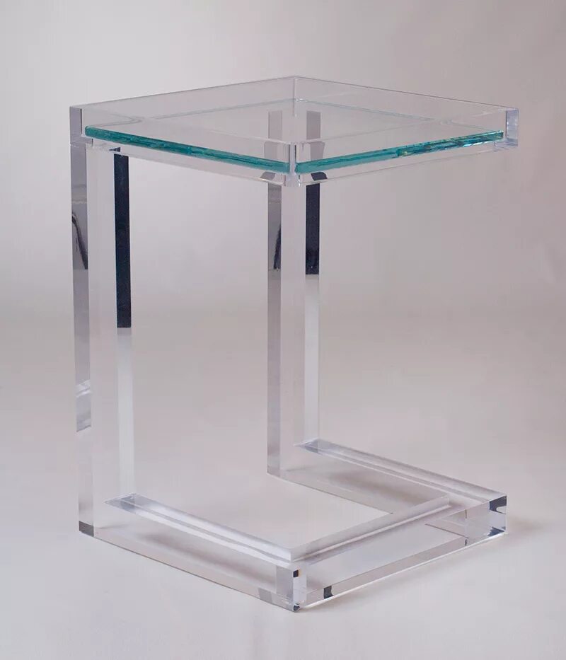 Журнальный столик из акрила. Приставной столик acrylic. Акриловый столик. Прозрачный пластиковый столик. Столики прозрачные из акрила.