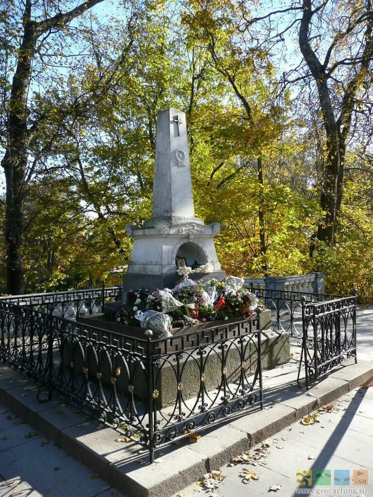 Где кладбище пушкина. Святогорский монастырь могила Пушкина. Могила Пушкина 1837.