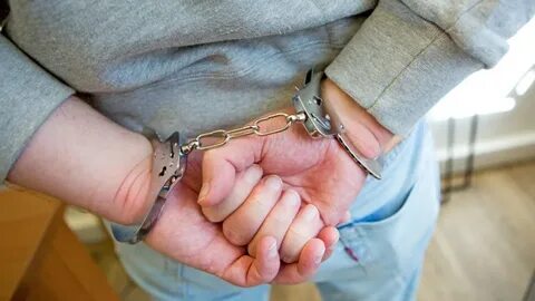 Содержащемуся под стражей