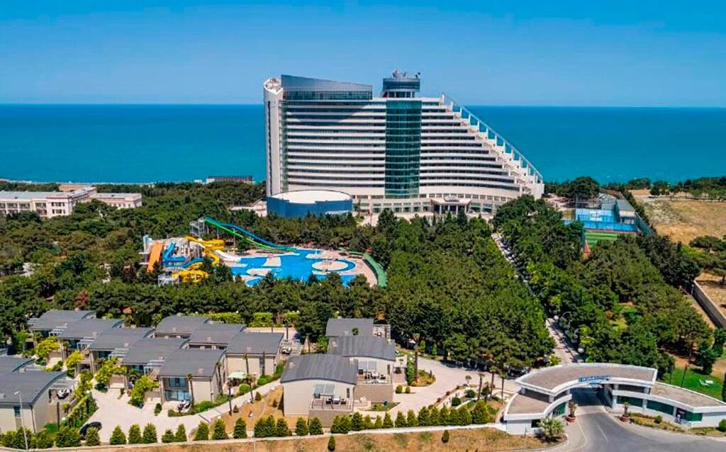 Khazri отель баку. Баку отель бильгя бич. Солнечный берег болгария. Солнечный берег болгария отели. Шах даг азербайджане шахдаг горнолыжный.