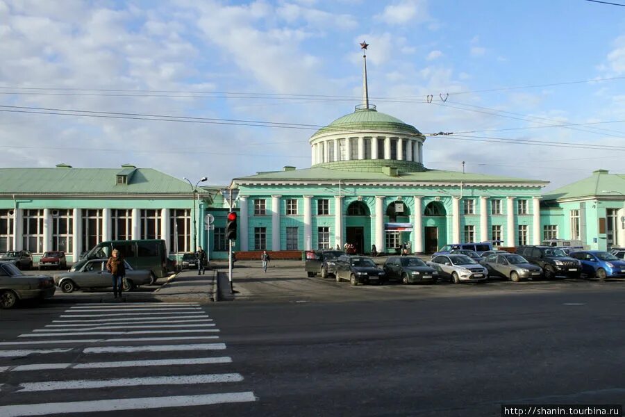 Работа вокзал мурманск. Ж.Д. станция Мурманск. Вокзал Мурманск. Вокзал Мурманск платформы. Воровского вокзал Мурманск.