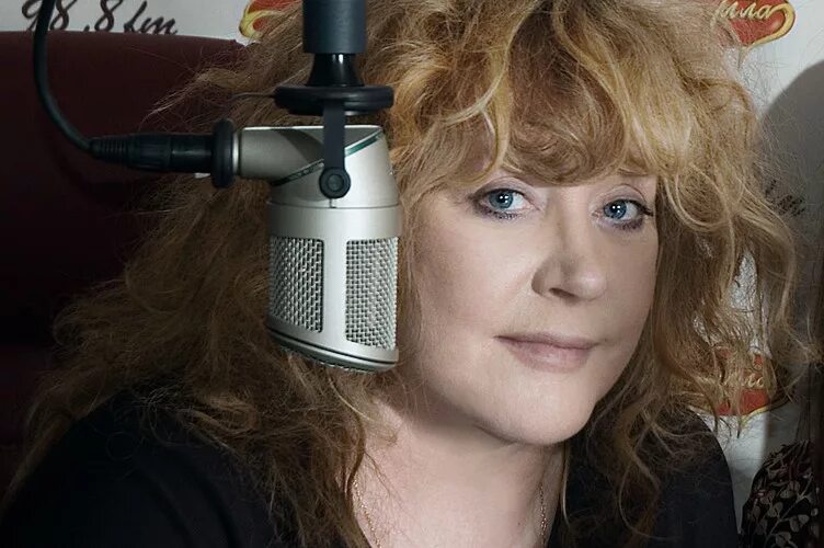 Пугачева молодец. Пугачева молодец. Пугачева 1975. Пугачева молодец. Пугачева 1975.