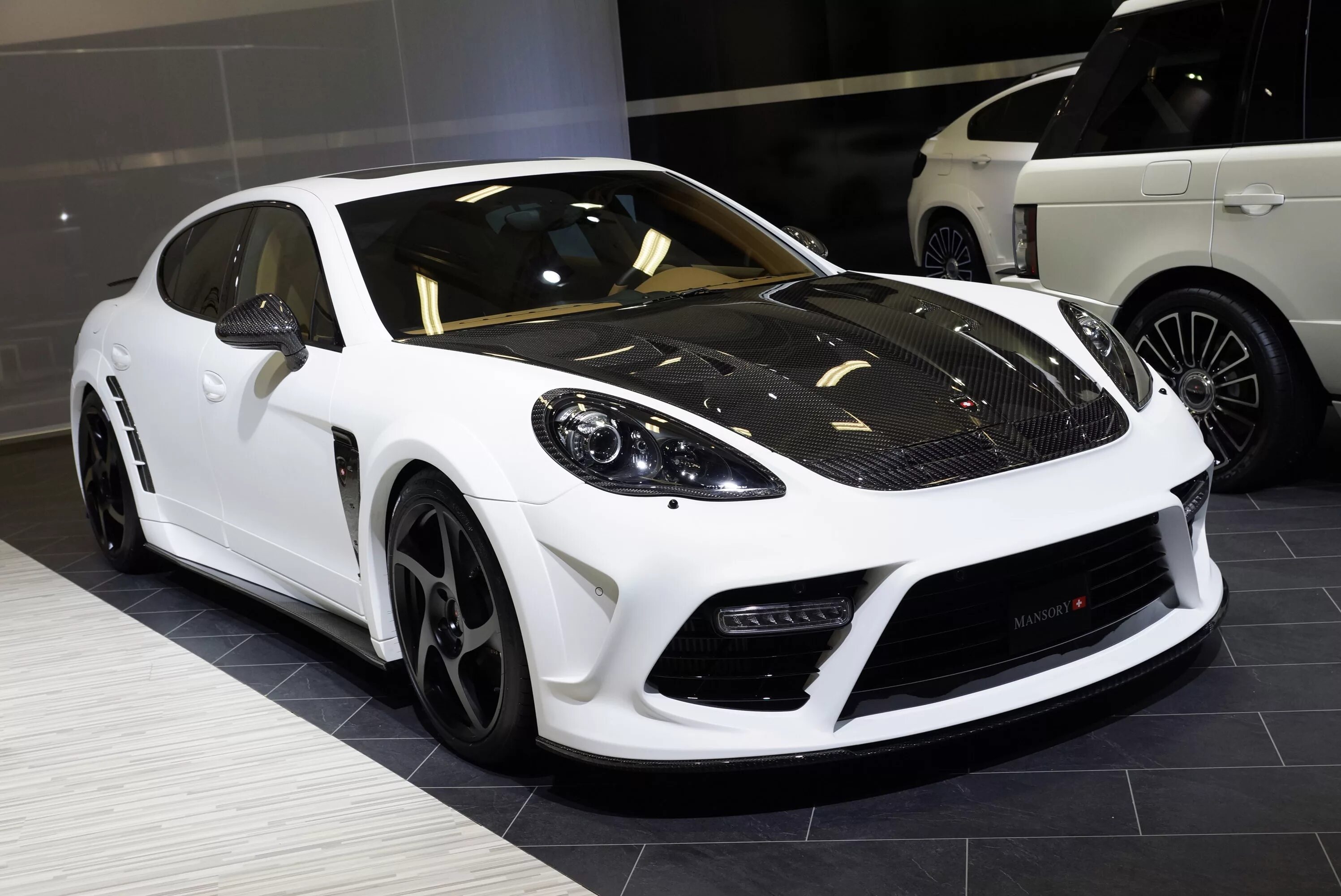 Порше мансори. Порше панамера mansory. Porsche panamera mansory 2014. Порше панамера 2022 мансори. Porsche panamera mansory.