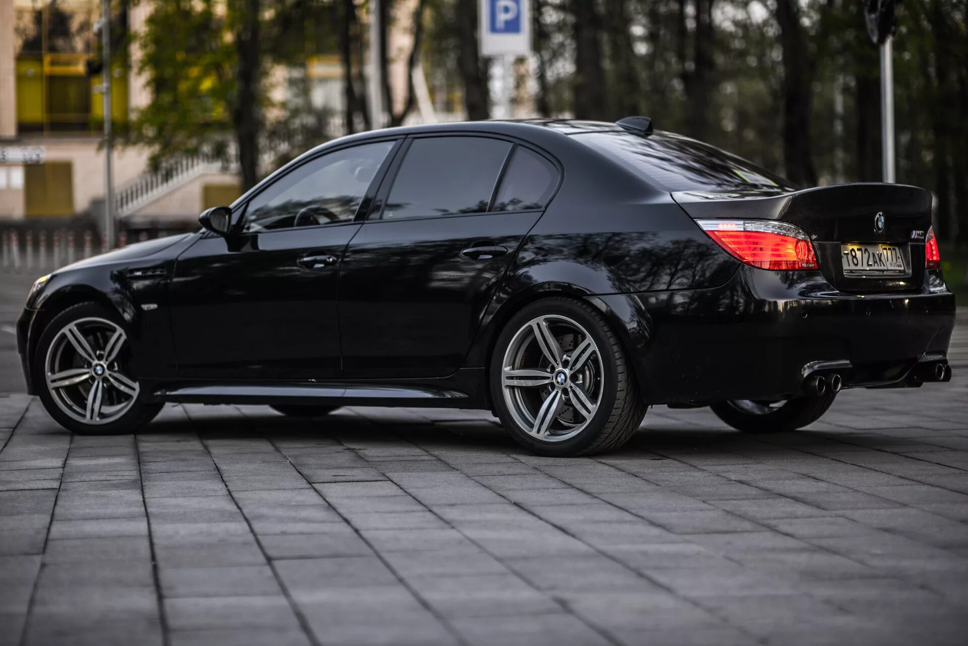 BMW m5 e60 Black. БМВ 5 е60. BMW m5 e60 черная. BMW e60 m Black. Бмв е60 черная