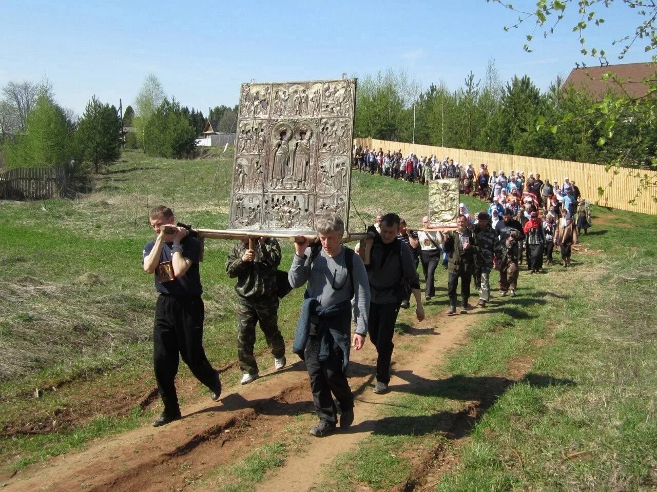 20 апреля 15 мая. Крестный ход Киров 2023. Никульчино Волково крестный ход. Великорецкий крестный ход. Борисоглебский крестный ход.