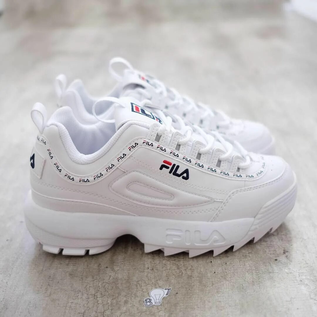 Фила кроссовки дизраптер. Fila Disruptor бежевые. Фила дизраптор 2. Nike Disruptor 2. Кроссовки fila disruptor