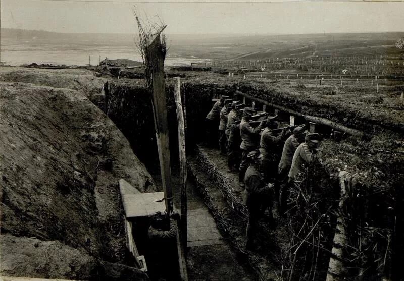 1915 р. Бой за гору маковка. перископ для окопа. гора маковка 1915. могилы сечевых стрельцов на горе маковка в карпатах.