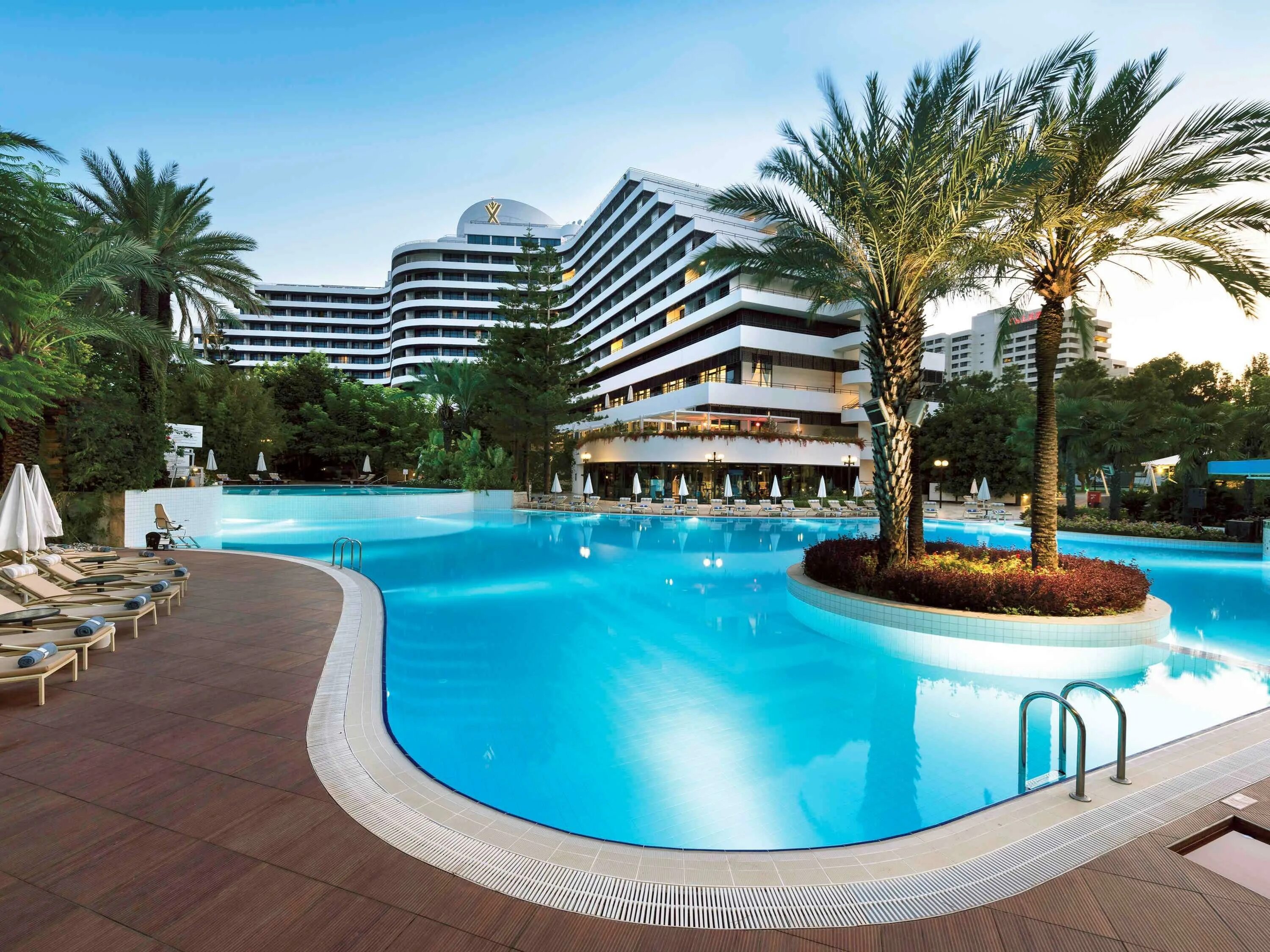 Турция анталья отели 5. Rixos downtown antalya 5. rixos downtown анталия. отель турции rixos downtown. rixos downtown antalya 5 турция  бассейн.