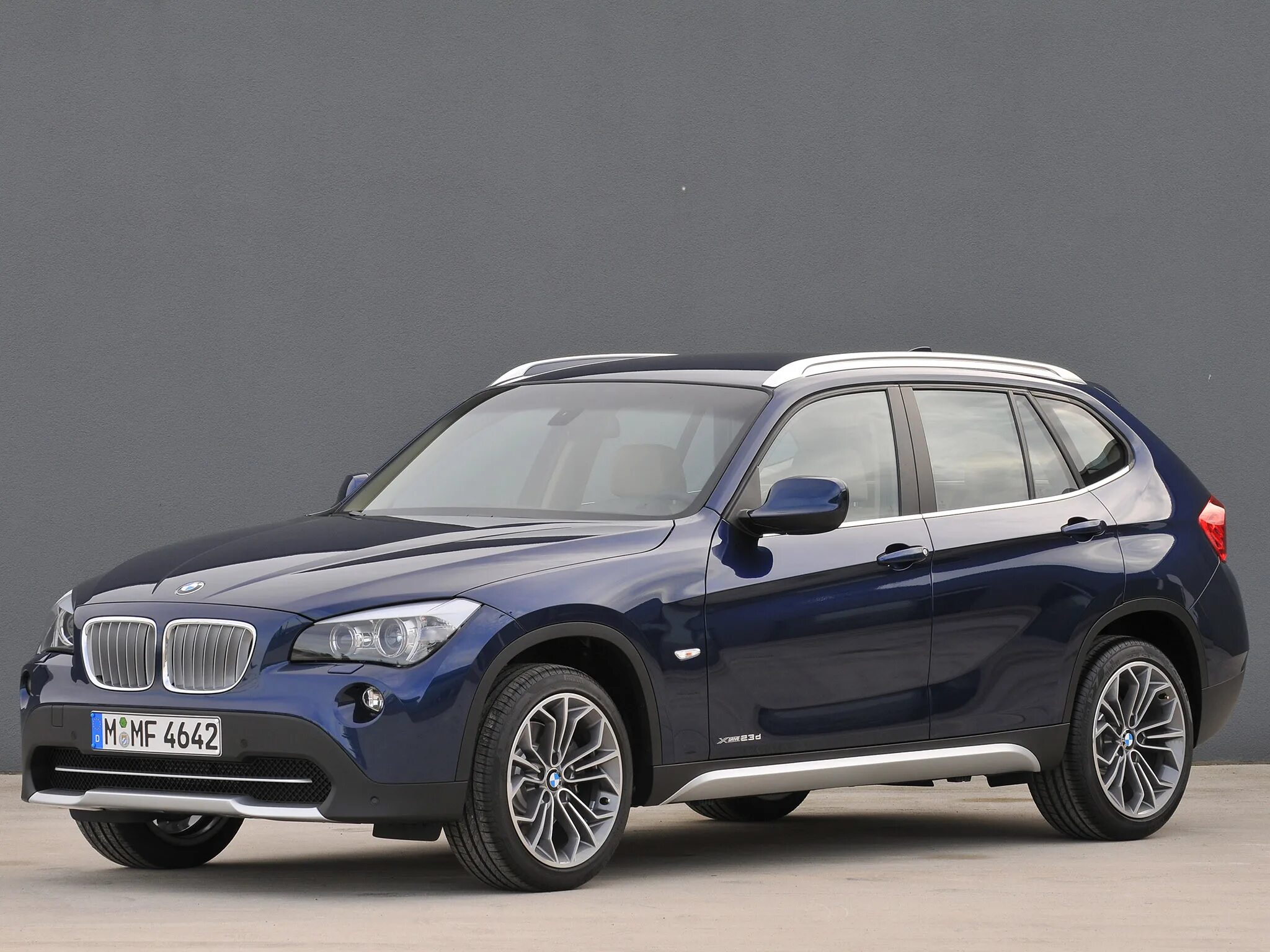 X 1 23 24. BMW x1 sdrive18i. BMW x1 xdrive23d e84. BMW х1 хэтчбек. BMW x1 2010.