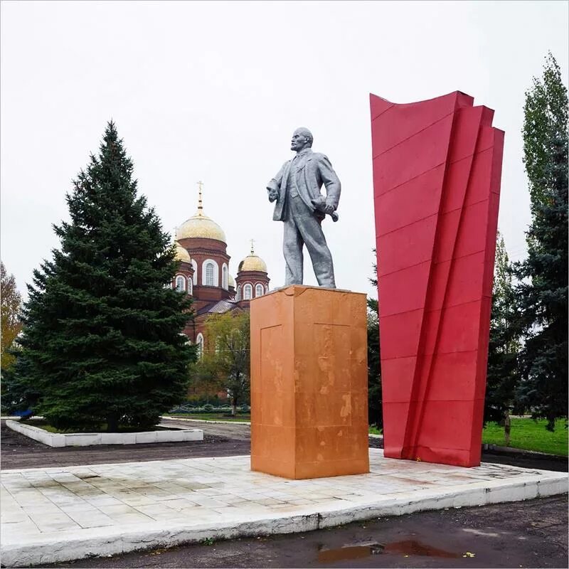 вечный огонь пугачев. памятник чапаю город пугачев. памятники города пугачева. памятники города пугачева. памятники города пугачева.