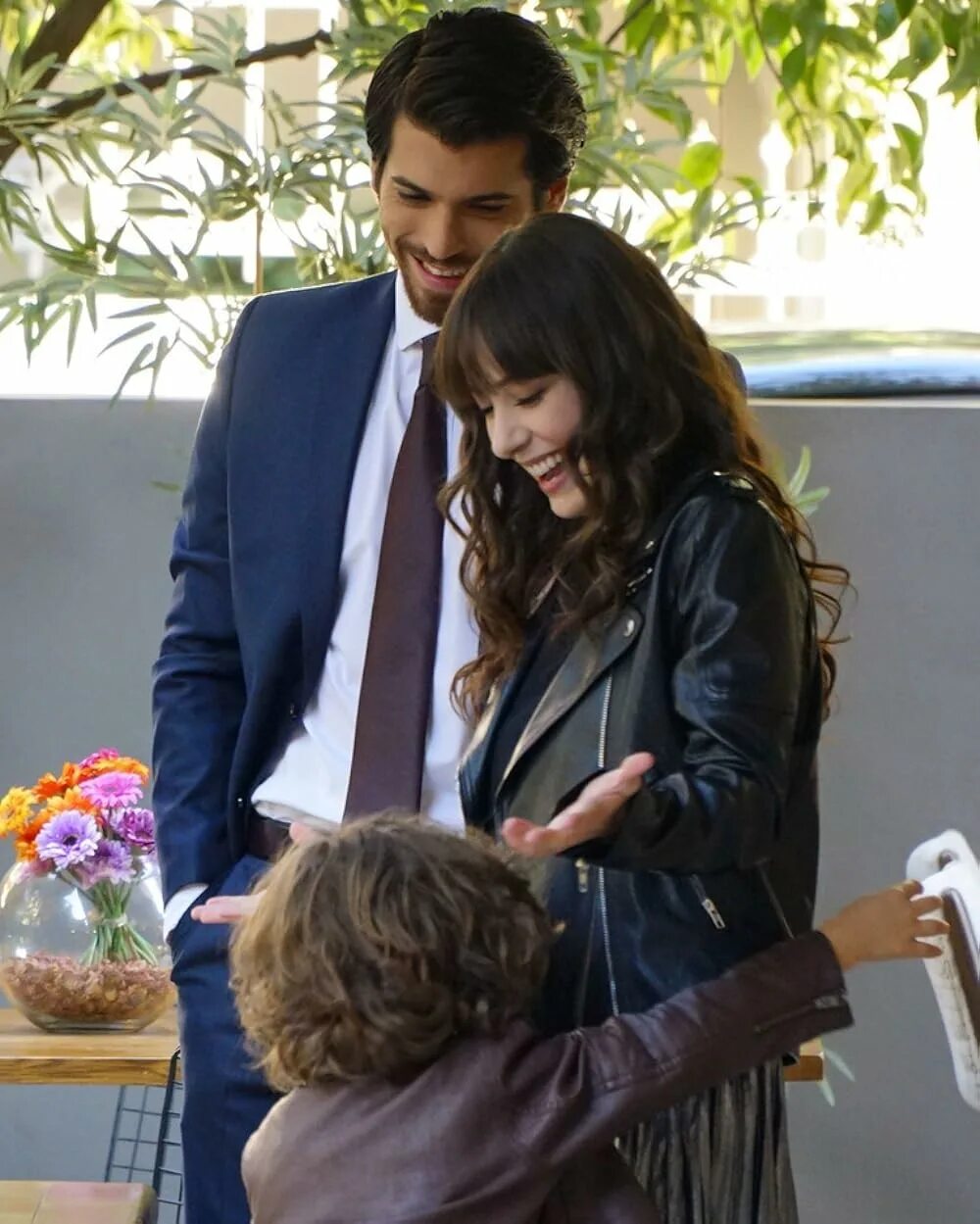 Сериал полнолуния турецкий сериал. Турецкий сериал полнолуние демир. Дом из турецкого сериала полнолуние. Полнолуние сериал назлы. Полнолуние турецкий сериал.