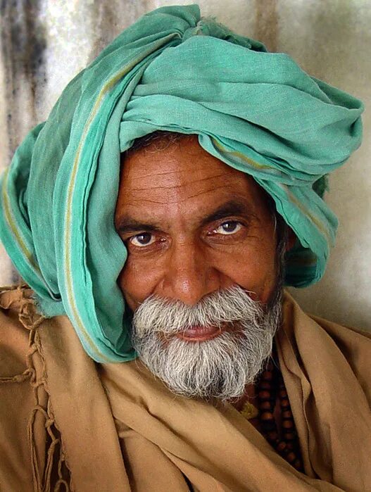 Лицо индуса. Лицо индуса. Индус портрет. Индия в лицах. Лицо индуса.