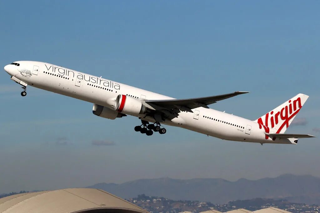 777 31h er boeing эмирейтс. Boeing 777-200 emirates. B-777-300. Боинг 777300. Боинг 777300.