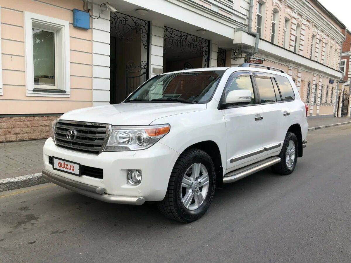 Крузер 200 2012 год. Toyota Land Cruiser 2012. Toyota Land Cruiser 200. Тойота ленд Крузер 200 2012. Cruiser 200 2012.