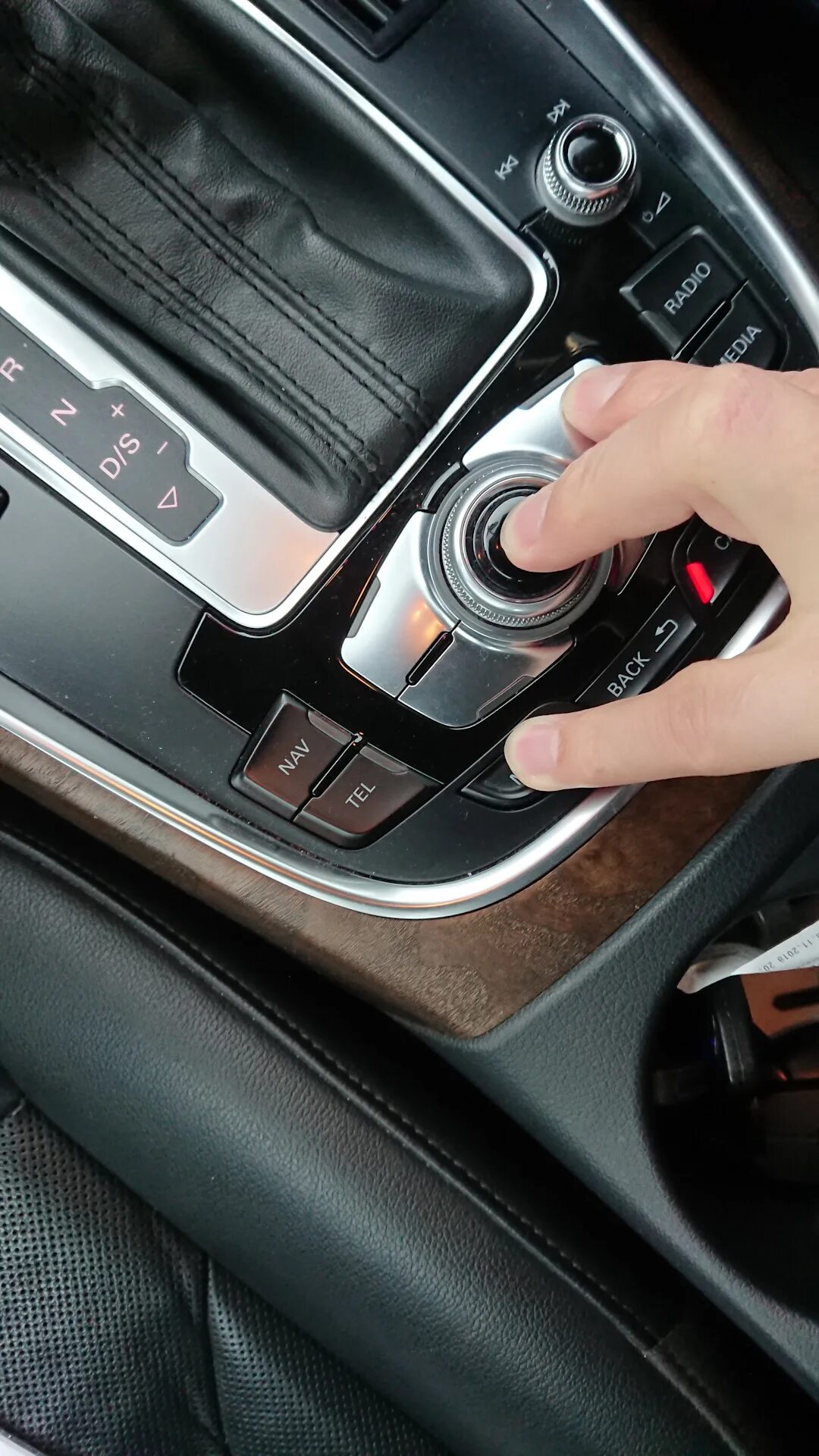 Ауди q5 как подключить блютуз Audi North Scottsdale- Pair your Android device with Bluetooth Audi Concert Radi