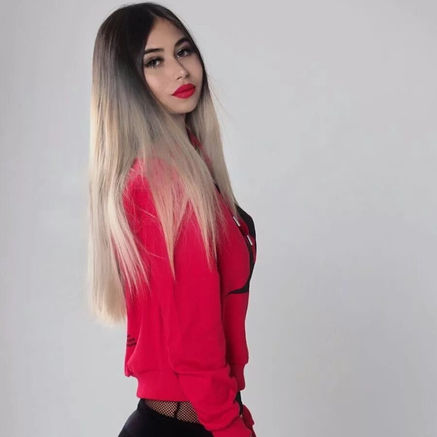 Тори тори трек. Тори амос пластика. Tori amos в молодости. Тори дакота. Песня тори мори.