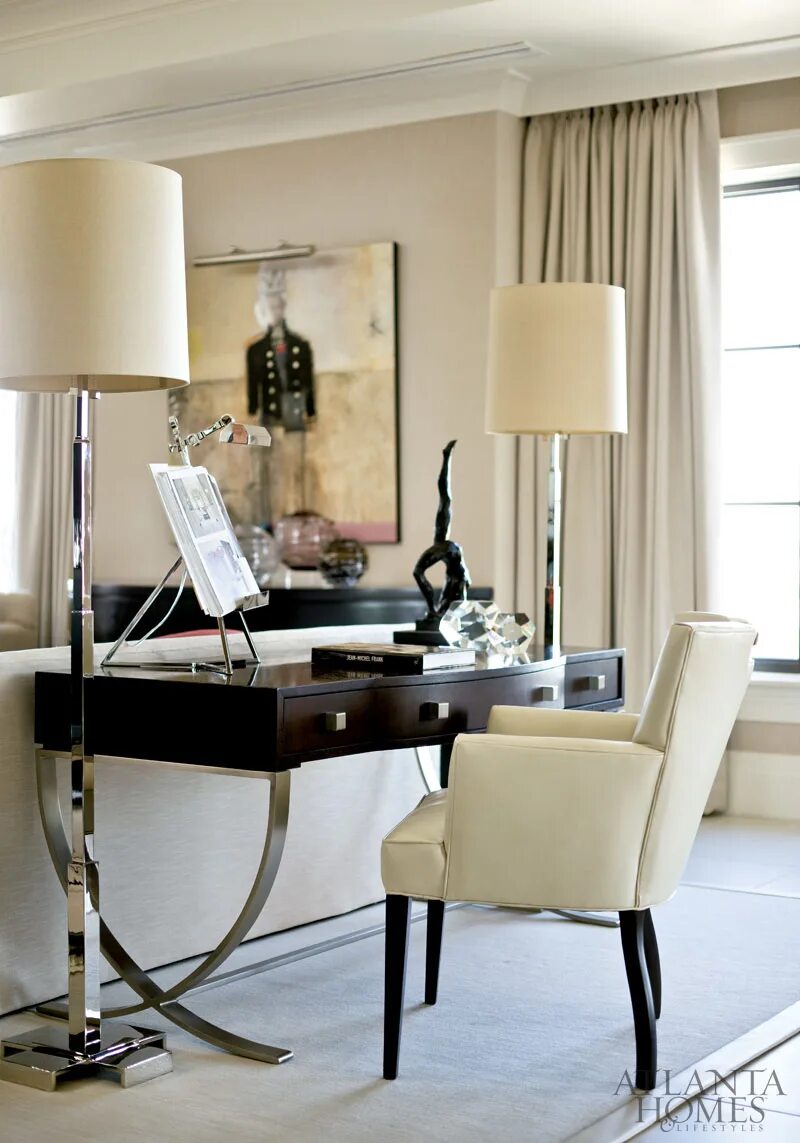 Стол консоль porada. Консоль за диваном. Консольный стол паола 12 bms. Стол porada linka. Работа с консолью.