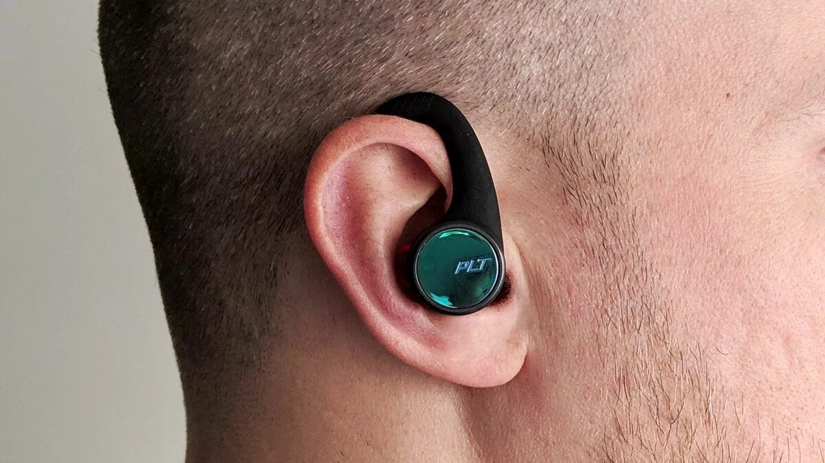 Беспроводные наушники удобные для ушей. Plantronics backbeat fit 3200. Беспроводные наушники удобные для ушей. Kaku наушники беспроводные. Беспроводные наушники в ухе.