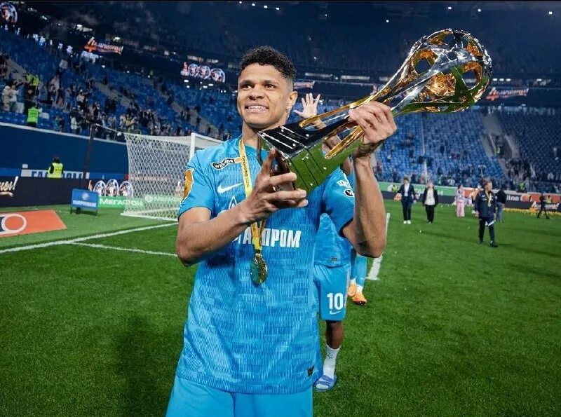 зенит сантос кубок равноправия. дуглас сантос зенит. малком вендел клаудиньо. зенит сантос кубок равноправия. сантос зенит 2022.