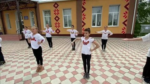 Танец весняночка