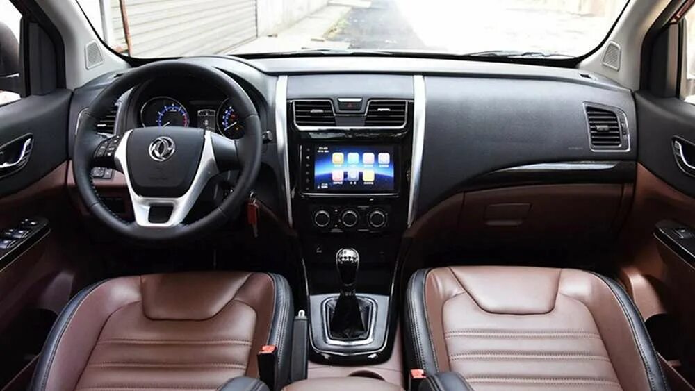 Донг фенг рич 7. Dongfeng captain-t 2022. Автофургон dongfeng c120l промтоварный (7400*2550*2400). Донфенг kx. Салон донг фенг фото.