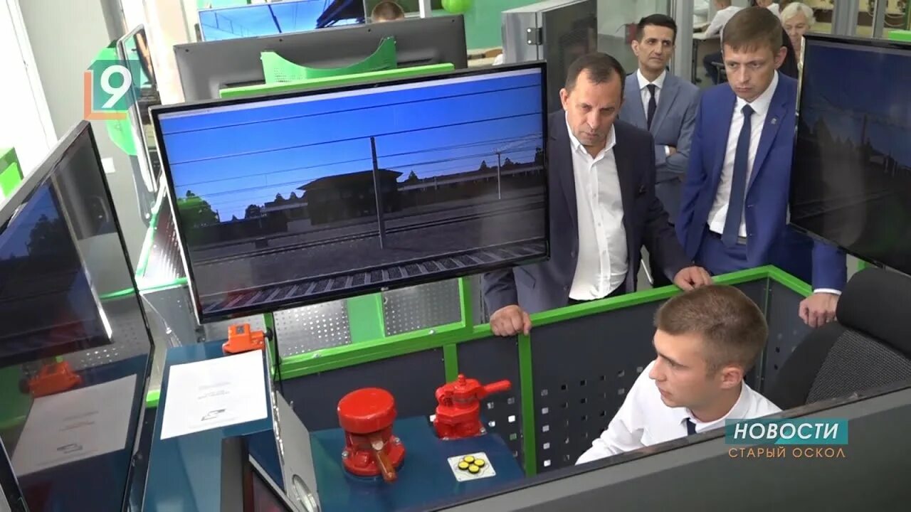 Старооскольский индустриально технологический. 12 училище старый оскол. Индустриальный техникум старый оскол. Старооскольский индустриально-технологический техникум (ситт). Старооскольский технологический техникум.