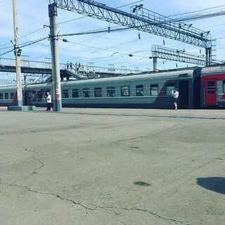 Едет поезд номер 8 ереван