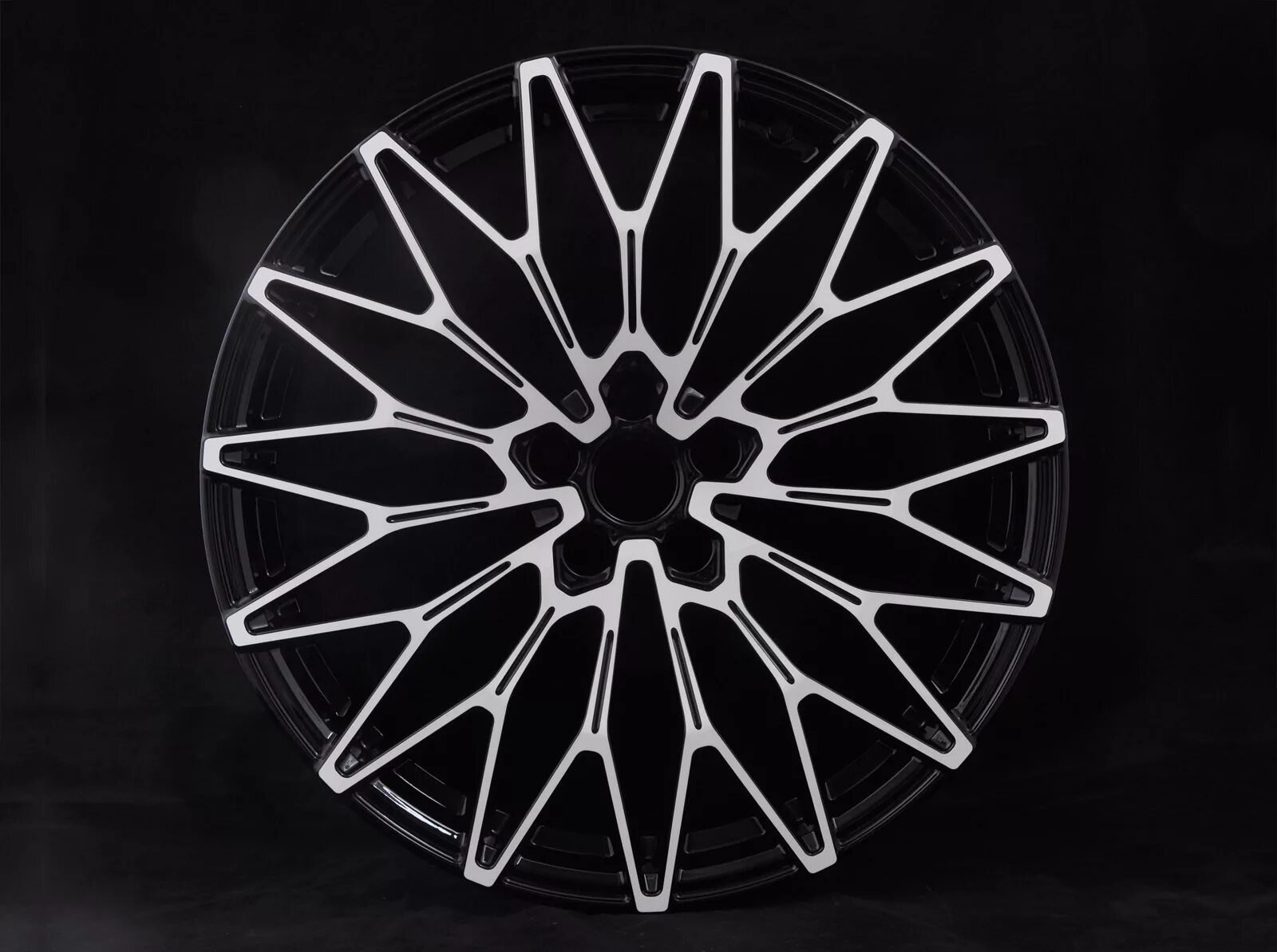 Диски бмв g05 r21. Диски solomon alsberg. кованые диски на bmw x5 g05. bmw 5 g30 диски кованые. bmw x7 диски.