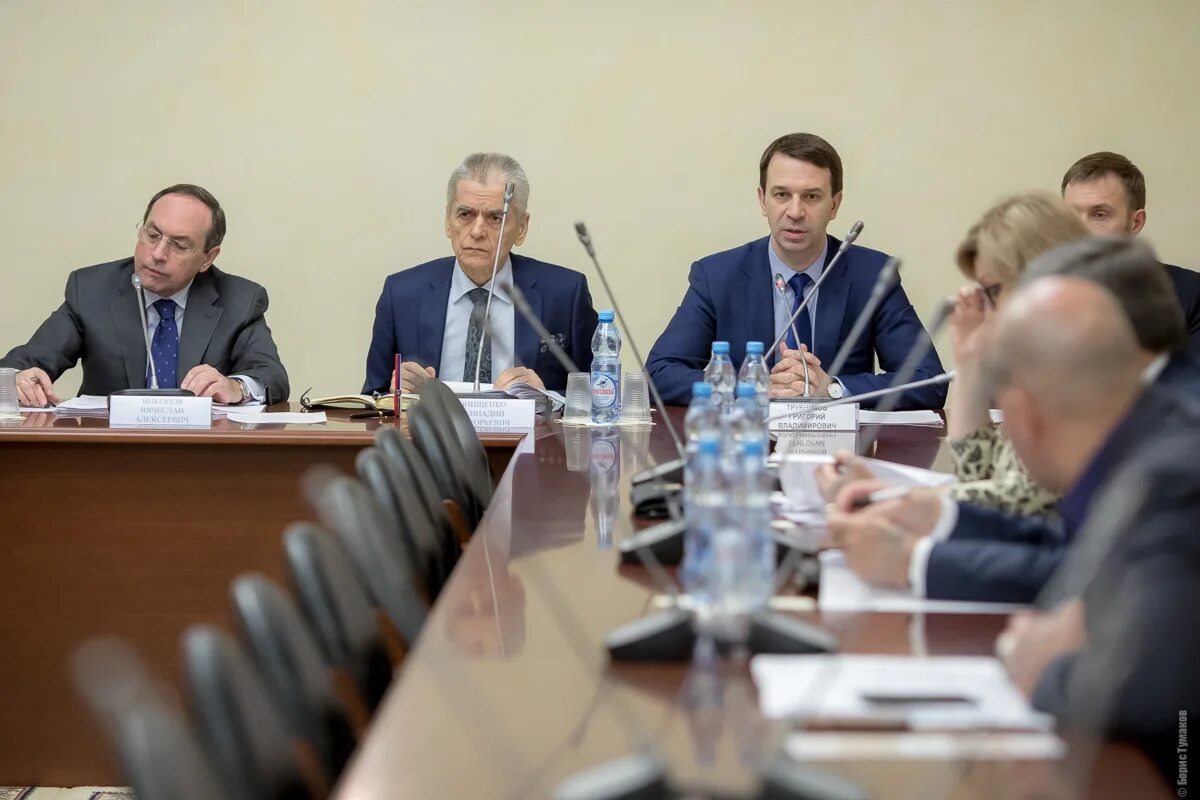 Комитет по науке и высшему образованию госдумы. Глава комитета по науке и образованию. комитет госдумы по науке и высшему образованию. комитеты госдумы. госкомитет по науке и технике нарышкин.