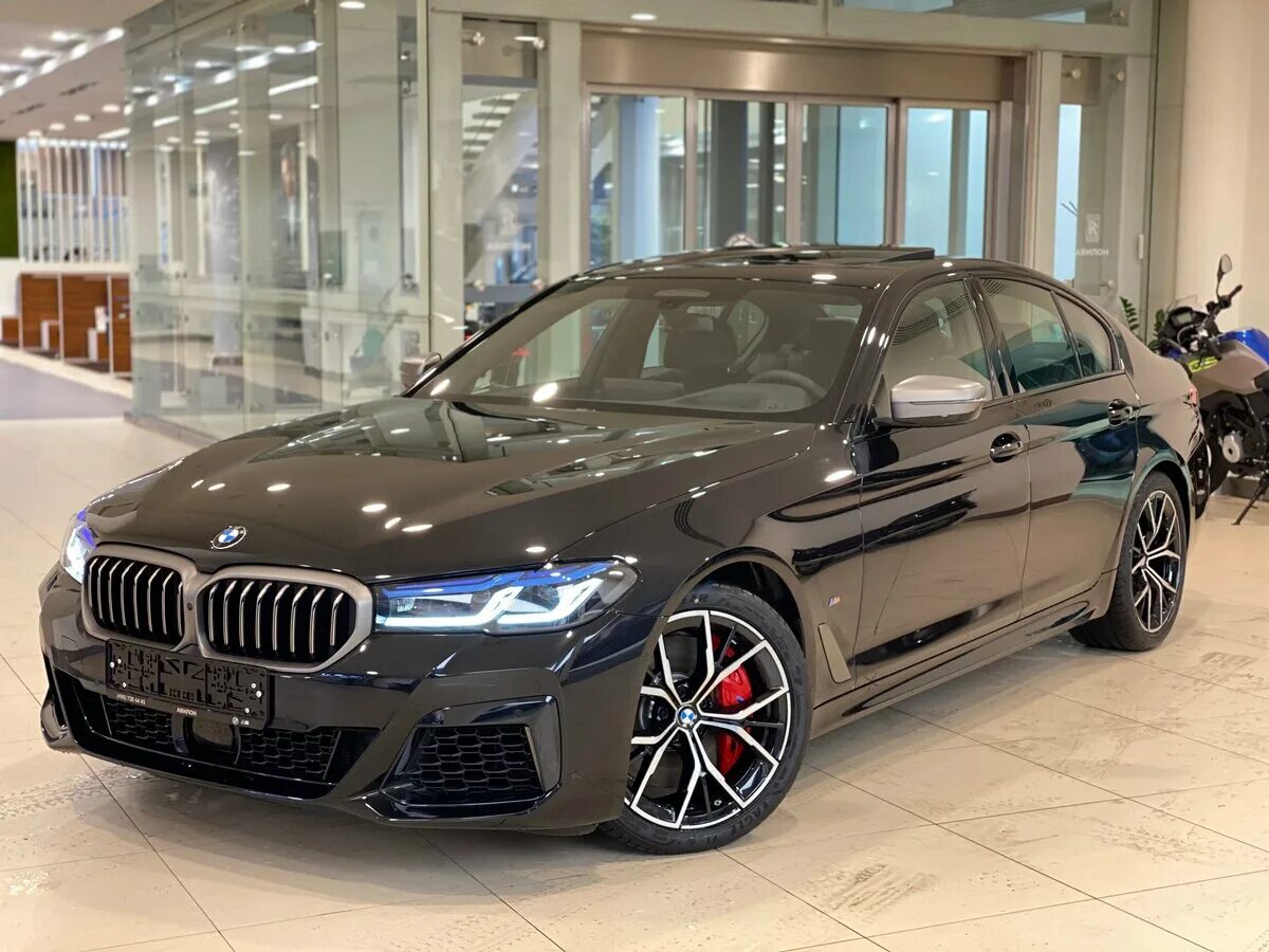 Bmw g30 m. BMW m550i. BMW 5 g30. БМВ m550i XDRIVE.