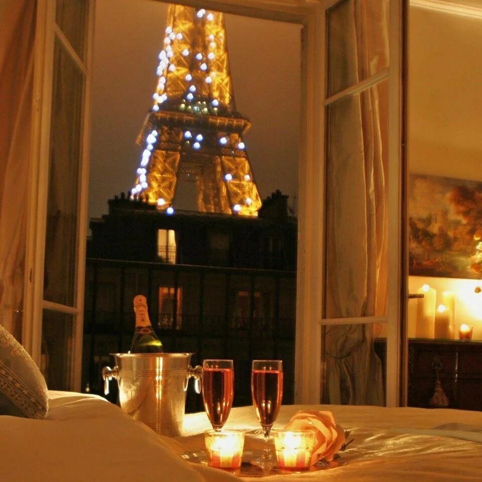 Песня ночи в отеле свечи. Уютного вечера. Романтический ужин в Париже. Романтичный вечер. Романтический Париж.